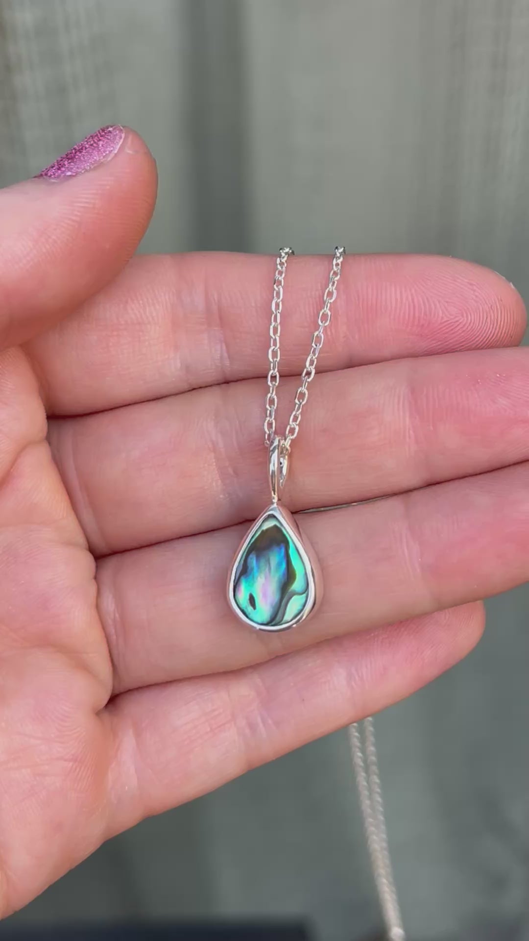 Mermaid tear double sided paua shell pendnat